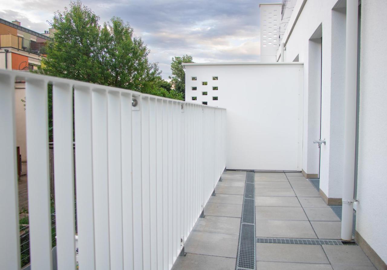 Flat2Go Modern Apartments - Harmony Of City And Nature Vienna Exterior photo